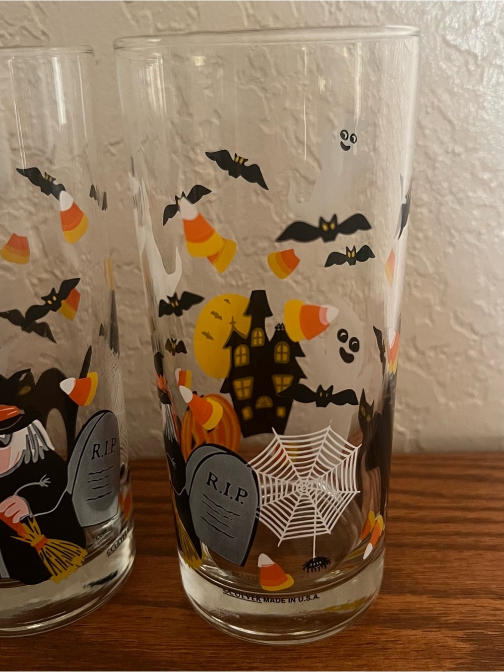 Set of 4 Rare Vintage Culver SpookyTown Halloween Glasses - Picture 9 of 10